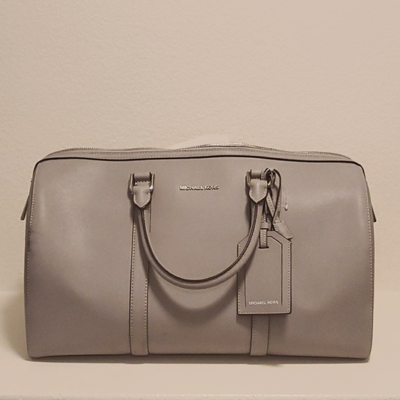 Michael Kors Handbags - Weekender duffle